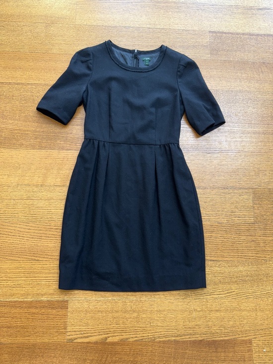 J. Crew Dresses & Skirts - J. Crew Short Sleeve Mini Dress